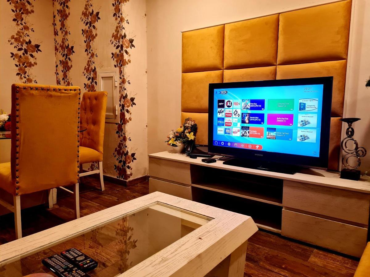 Royal Residencia Centaurus Apartman Iszlámábád Kültér fotó