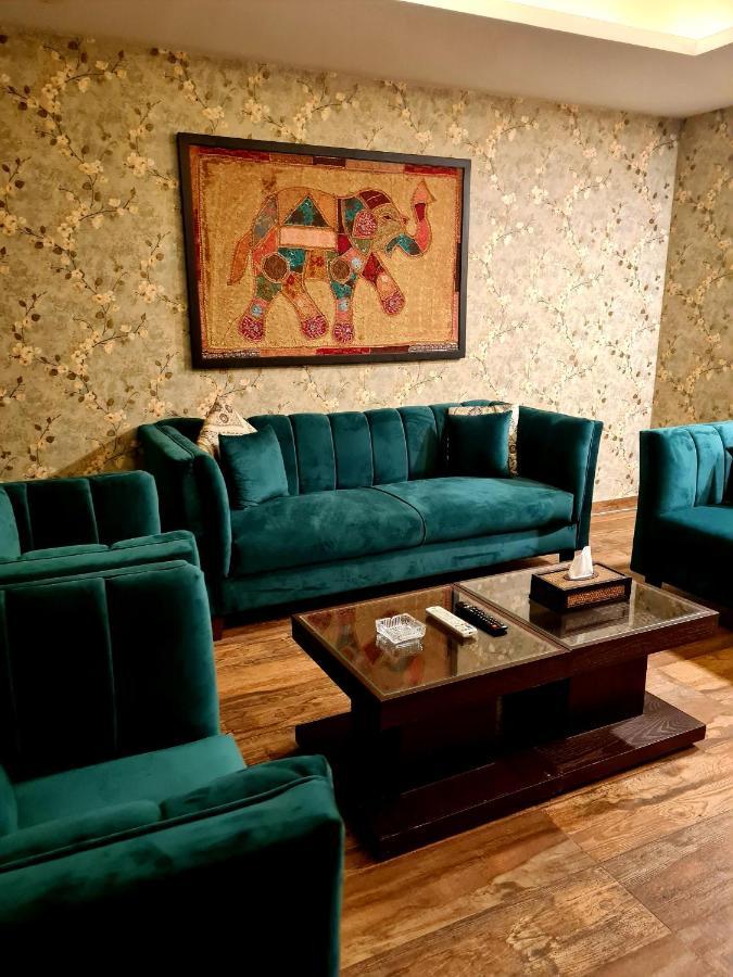 Royal Residencia Centaurus Apartman Iszlámábád Kültér fotó