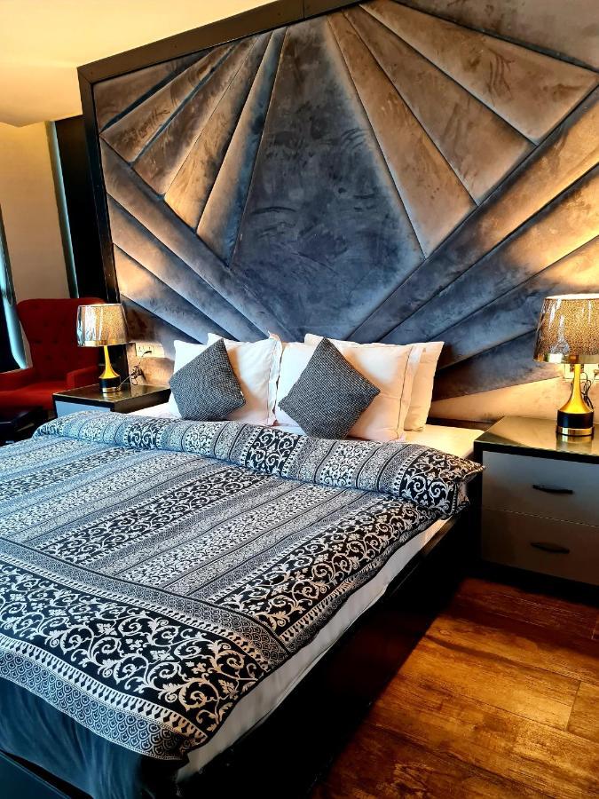 Royal Residencia Centaurus Apartman Iszlámábád Kültér fotó
