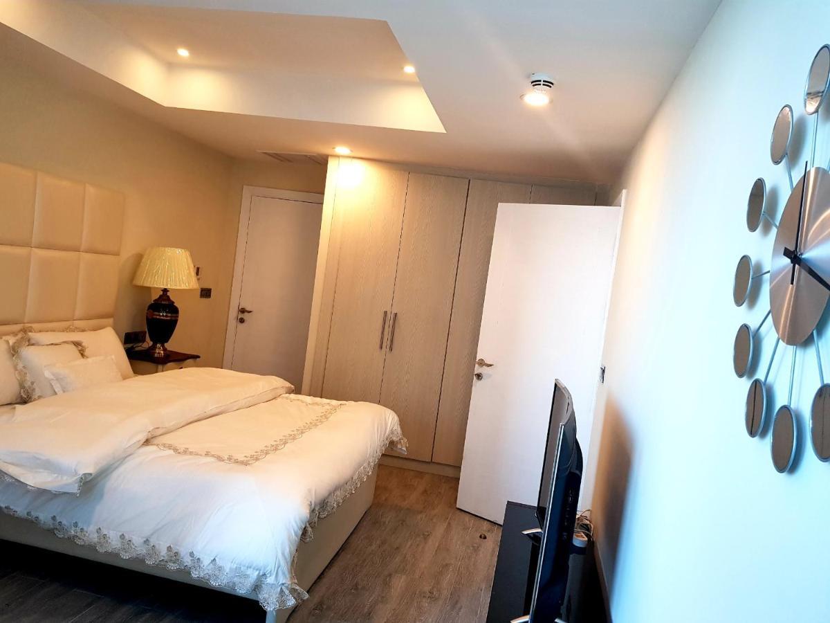 Royal Residencia Centaurus Apartman Iszlámábád Kültér fotó