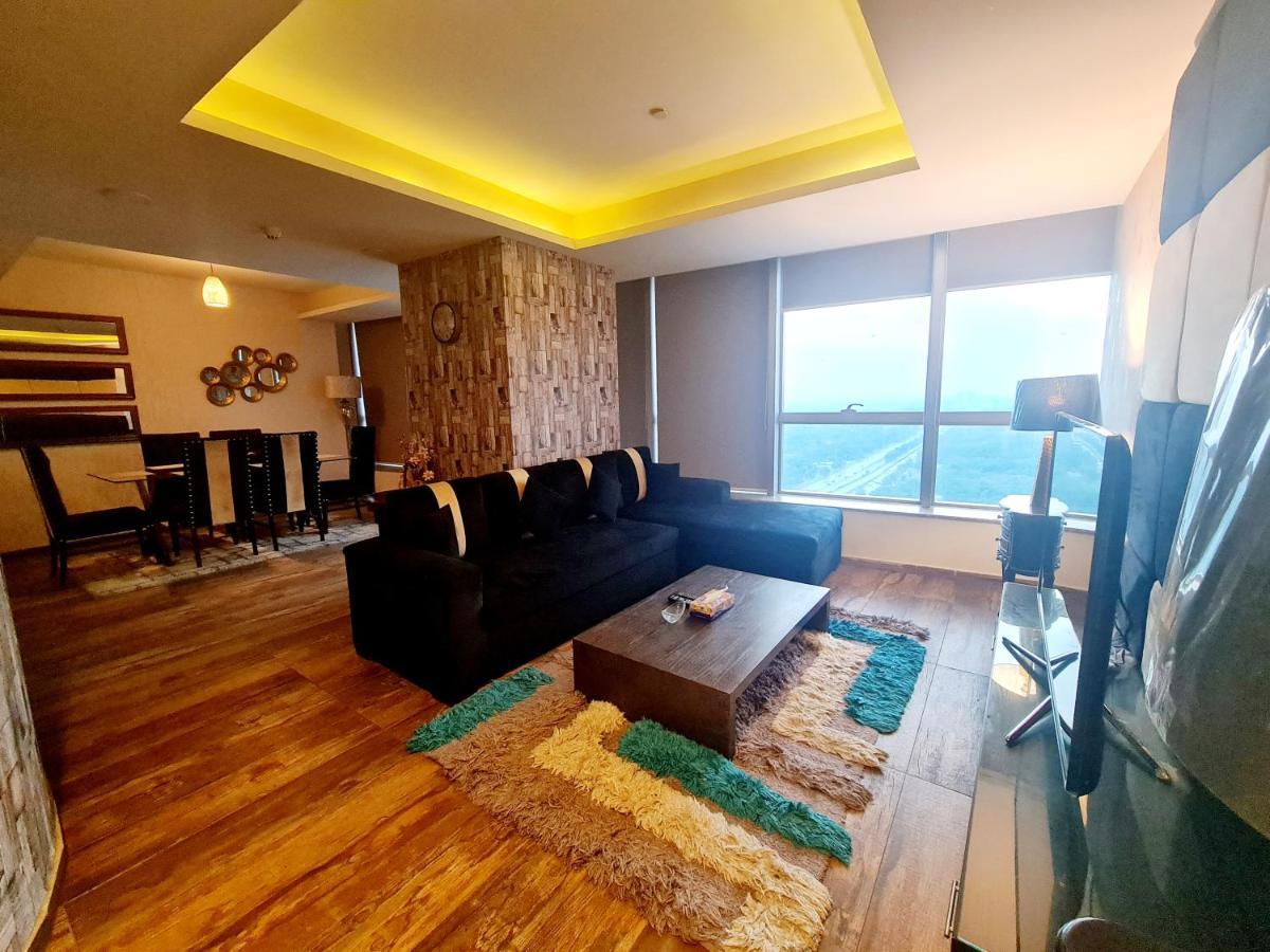 Royal Residencia Centaurus Apartman Iszlámábád Kültér fotó